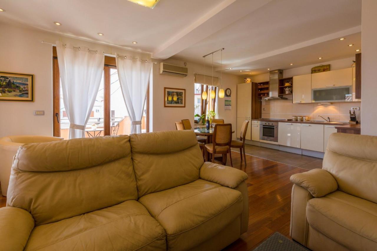 Apartment Egita Crikvenica Exteriör bild